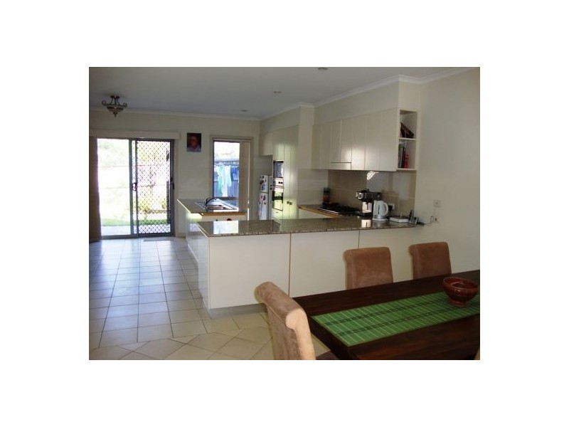 8 Jordan Ave, Newington NSW 2127