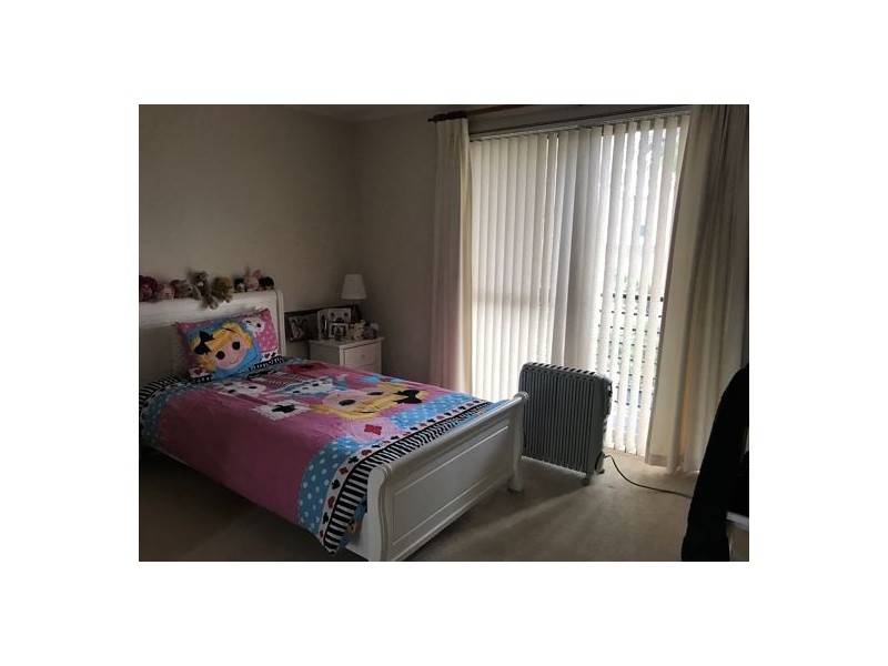 8 Jordan Ave, Newington NSW 2127