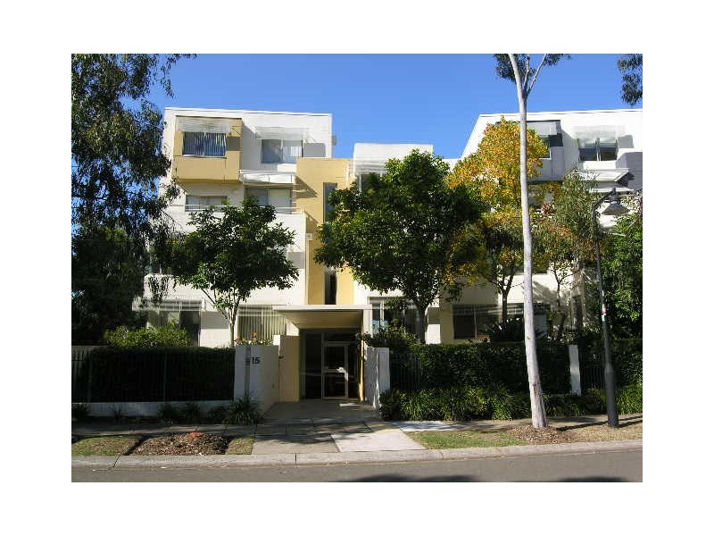 1/15  Blaxland Avenue, Newington NSW 2127