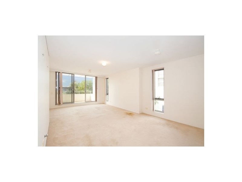 18/13 Blaxland Avenue, Newington NSW 2127