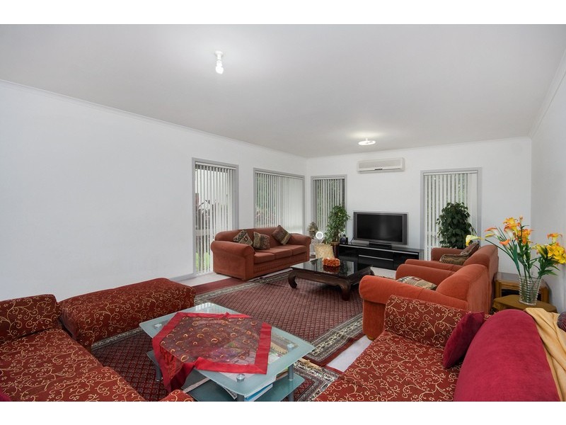 8 Roycroft Avenue, Newington NSW 2127