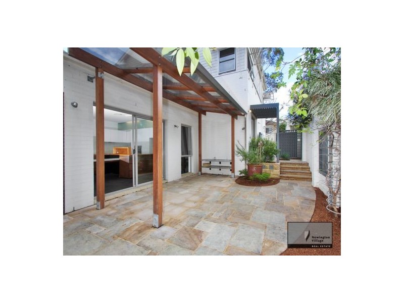 15 Konrads Avenue, Newington NSW 2127