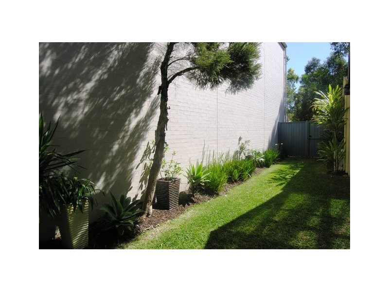 17 Heidelberg Avenue, Newington NSW 2127