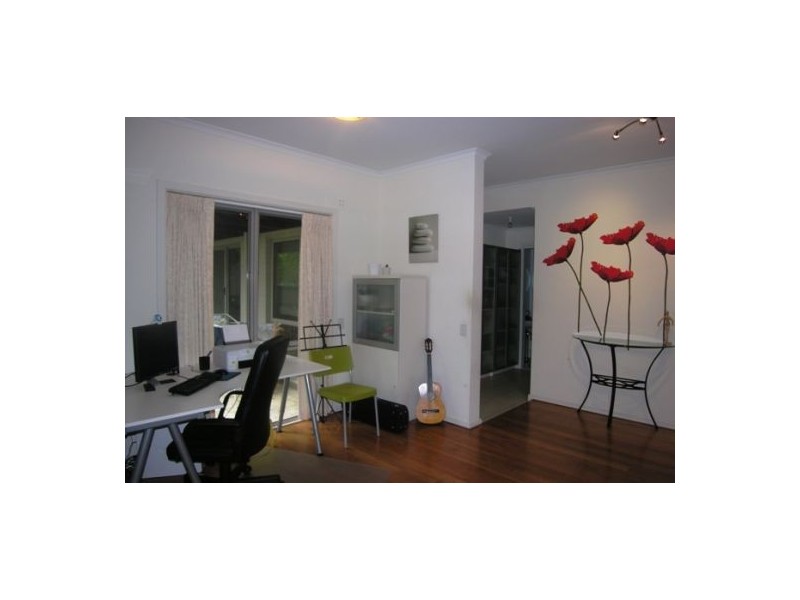 1 Curlew Avenue, Newington NSW 2127