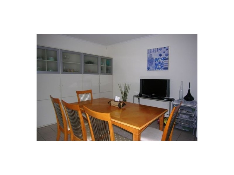 1 Curlew Avenue, Newington NSW 2127