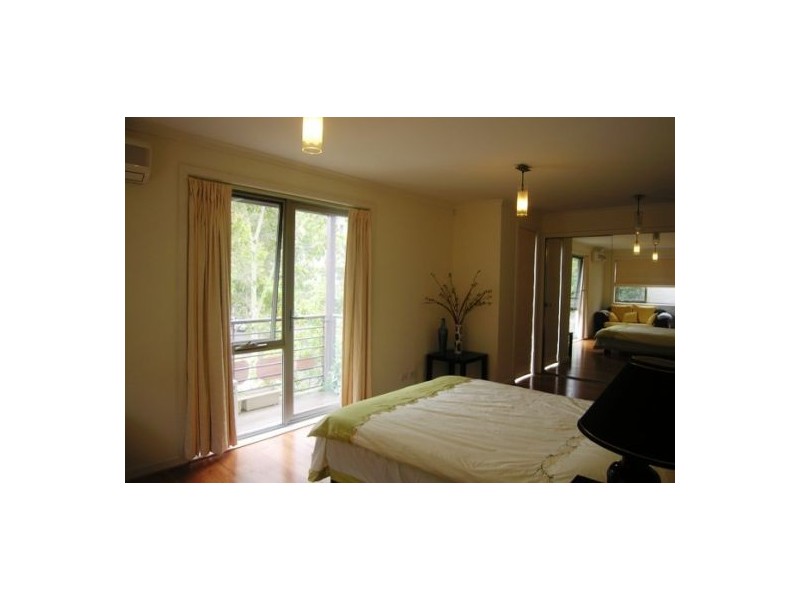 1 Curlew Avenue, Newington NSW 2127