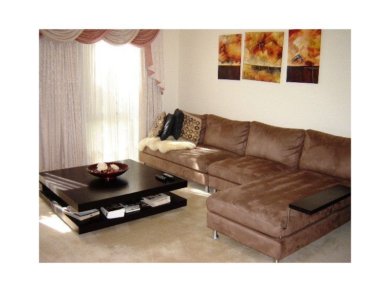 23 Cumberland Square, Newington NSW 2127