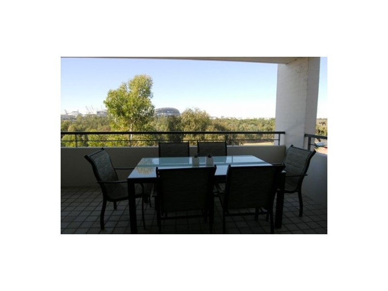 10/3 Heidelberg Avenue, Newington NSW 2127