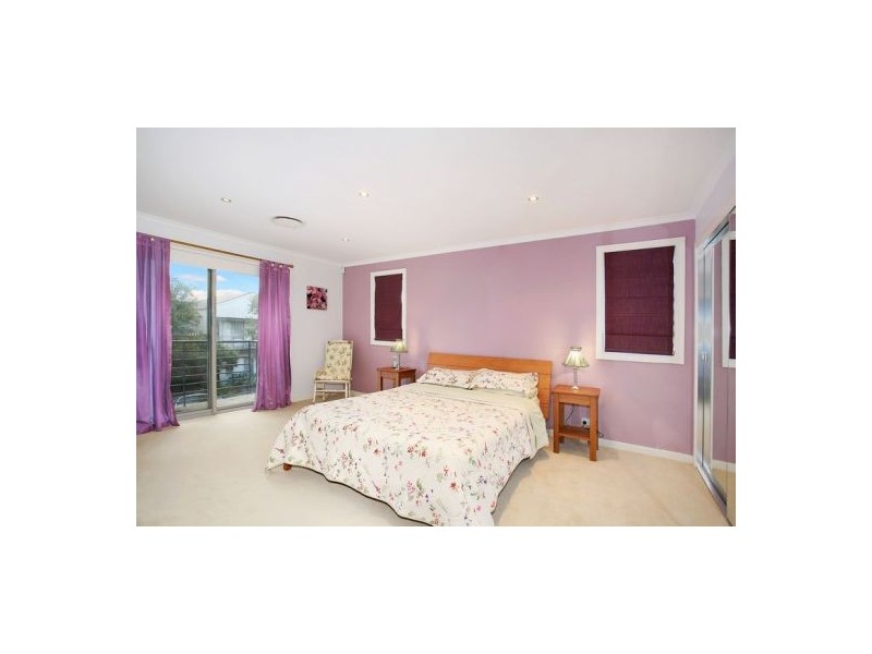 9 Manton Avenue, Newington NSW 2127