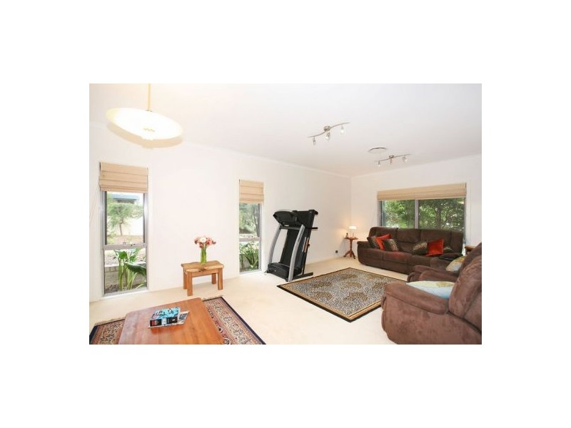 9 Manton Avenue, Newington NSW 2127