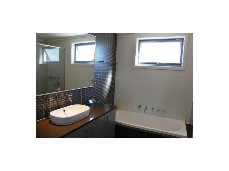 2 Tooth Avenue, Newington NSW 2127