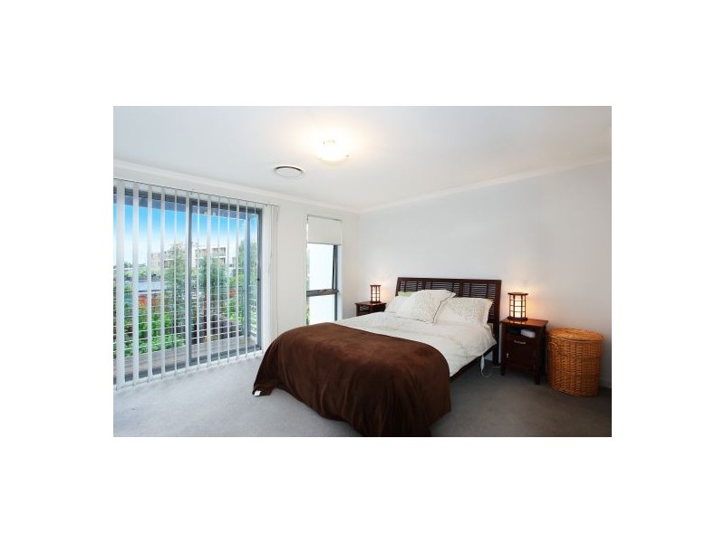 5 Henricks Avenue, Newington NSW 2127