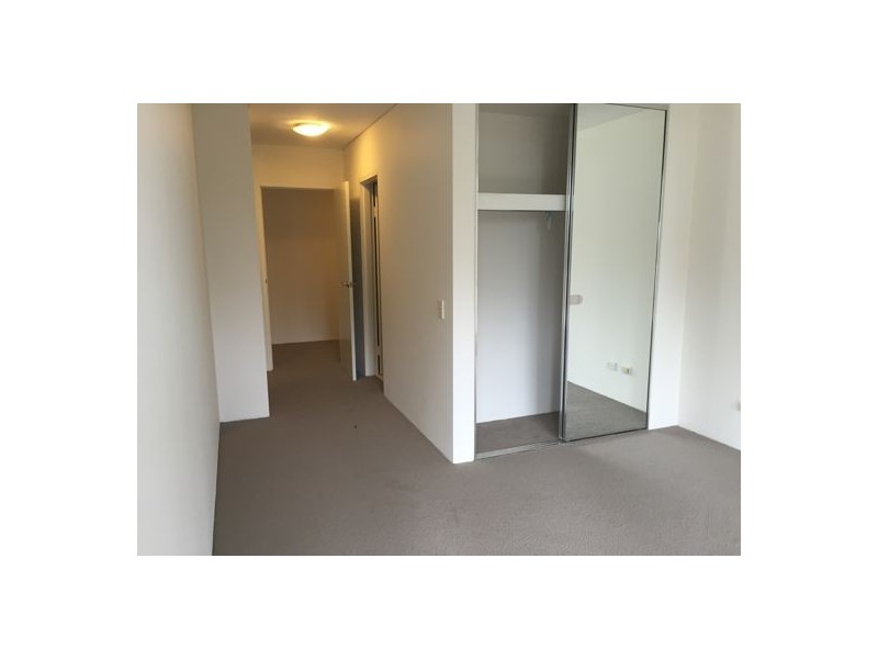 2/3-5 Blaxland Avenue, Newington NSW 2127