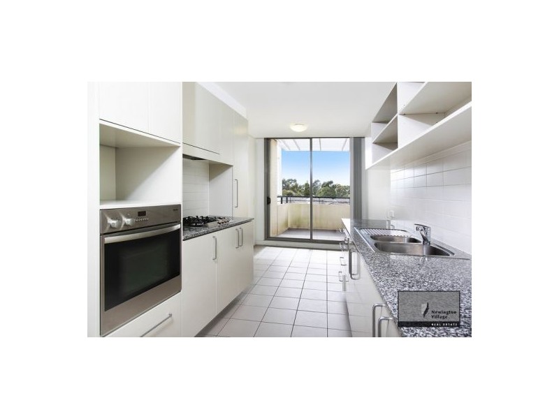 6/3  Sandpiper Crescent, Newington NSW 2127
