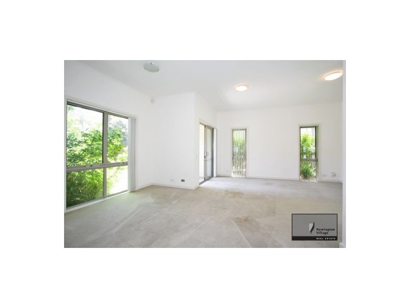 10 Owens Avenue, Newington NSW 2127