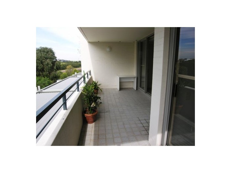 4/9 Nurmi Avenue, Newington NSW 2127