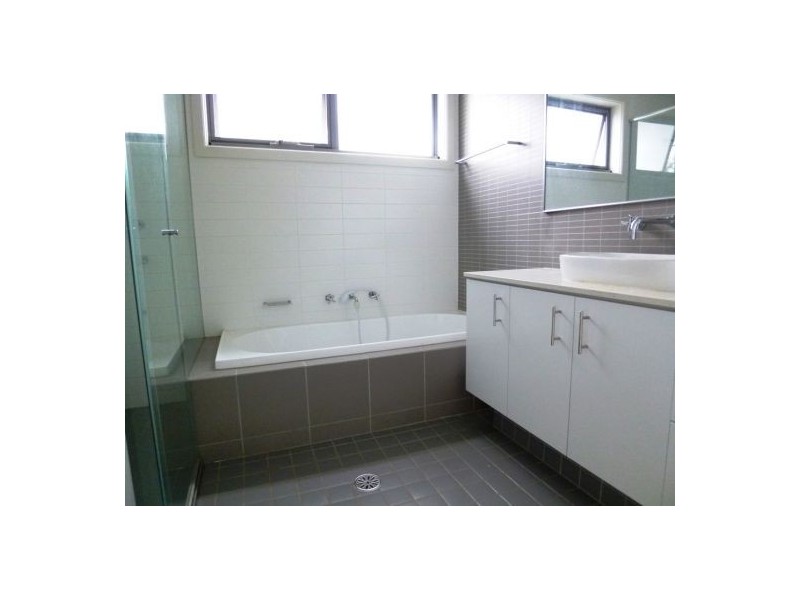 9 Henricks Ave, Newington NSW 2127