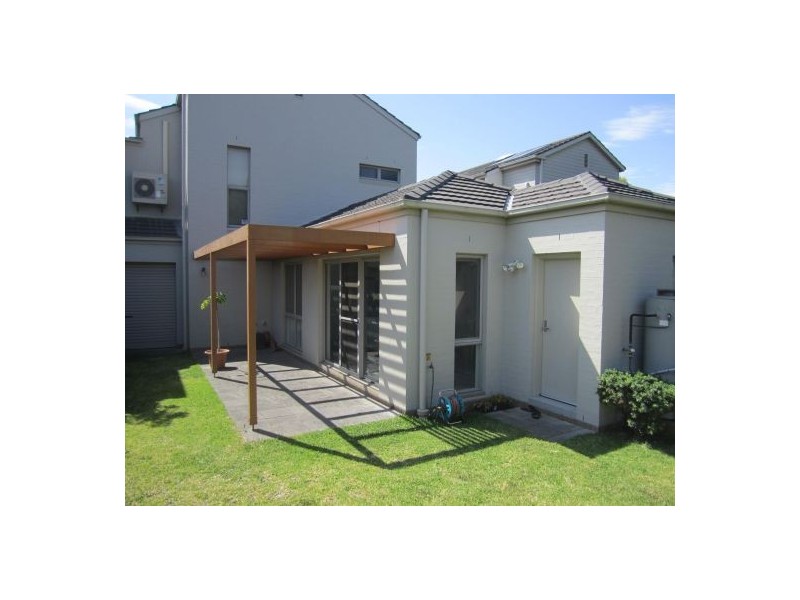 6 Popov Avenue, Newington NSW 2127