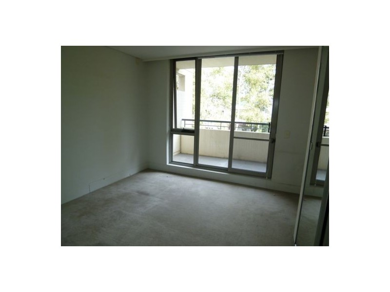 16/1  Owens Avenue, Newington NSW 2127