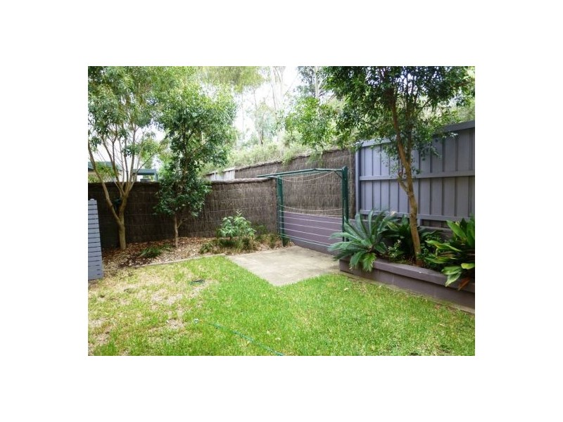 8 Elvstrom Avenue, Newington NSW 2127