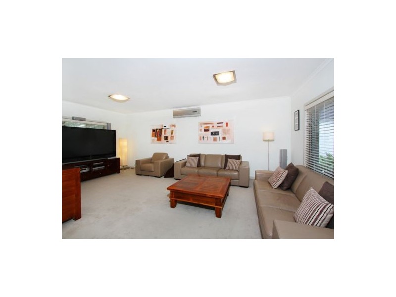 8 Lane Avenue, Newington NSW 2127