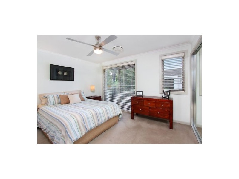 8 Lane Avenue, Newington NSW 2127