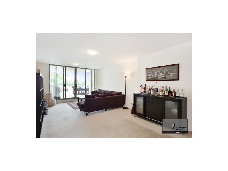 1/3  Heidelberg Avenue, Newington NSW 2127