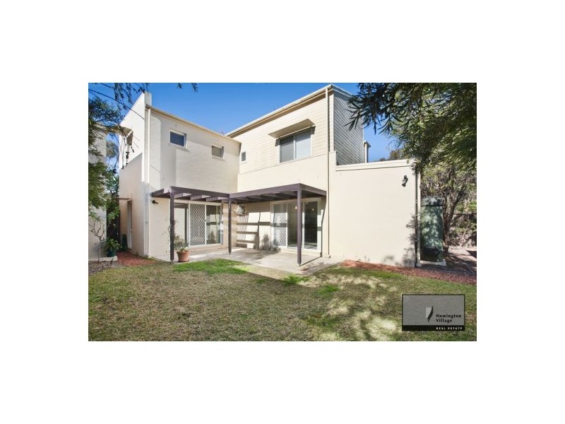 16 Konrads Avenue, Newington NSW 2127