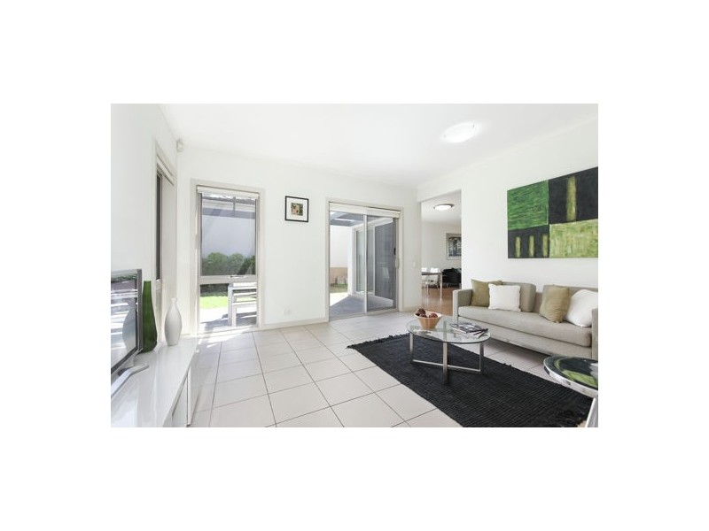 6 Oerter Avenue, Newington NSW 2127