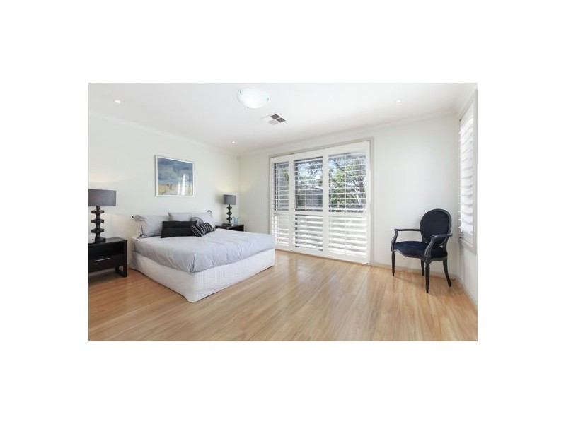 6 Oerter Avenue, Newington NSW 2127