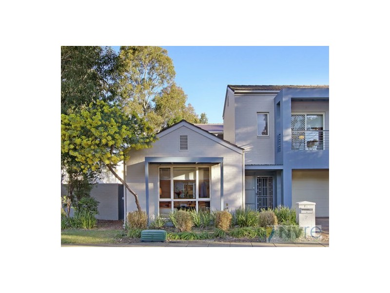 2 Comaneci Ave, Newington NSW 2127