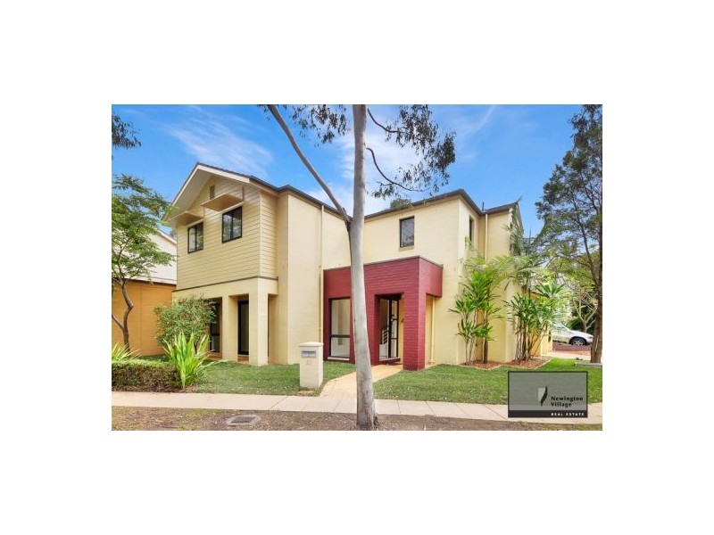 32 Blaxland Ave, Newington NSW 2127