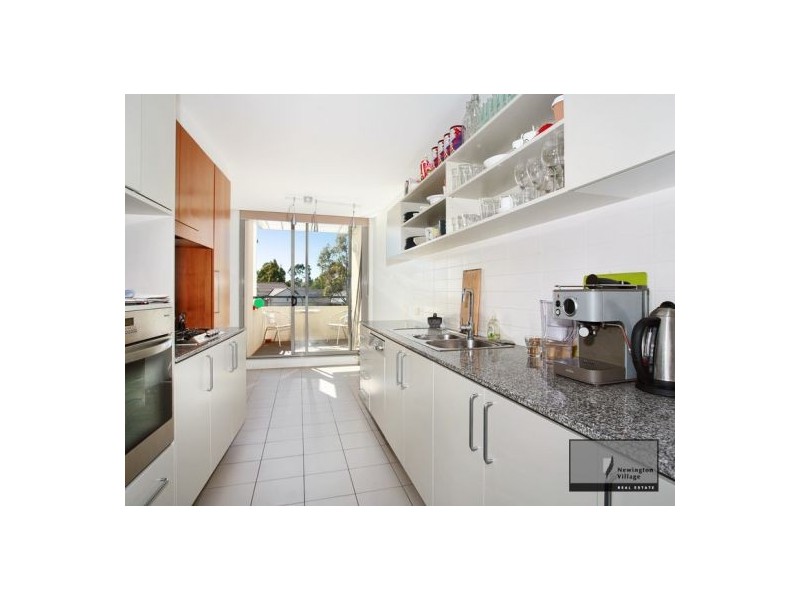 18/3 Sandpiper Crescent, Newington NSW 2127