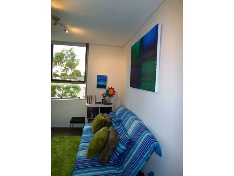 18/3 Sandpiper Crescent, Newington NSW 2127