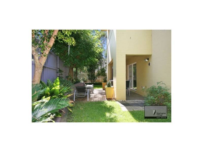 8 Elvstrom Avenue, Newington NSW 2127