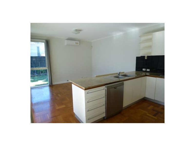 3 Cumberland Square, Newington NSW 2127