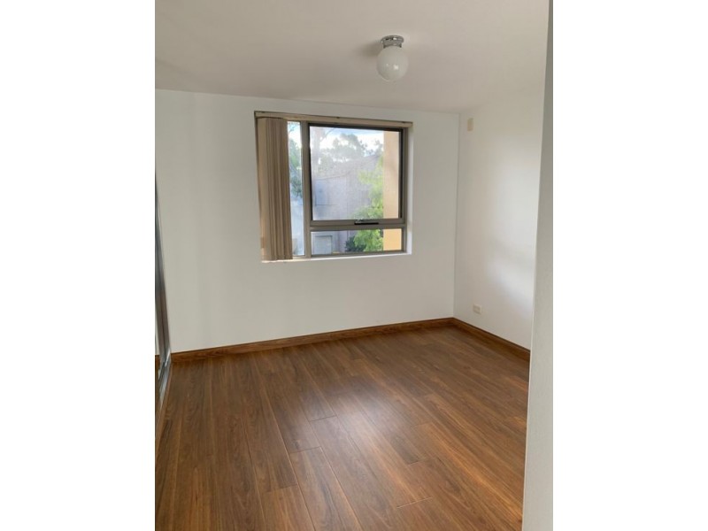 9/1 Heidelberg Avenue, Newington NSW 2127