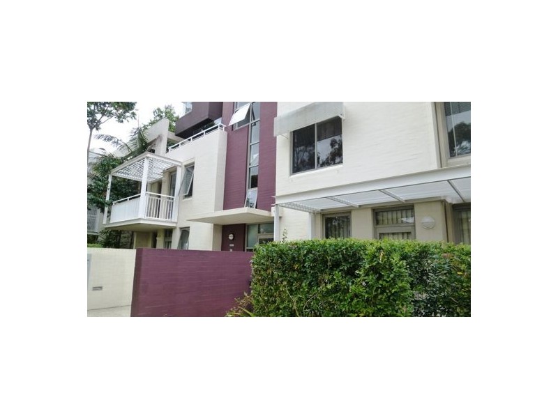 6/3 Devitt Avenue, Newington NSW 2127