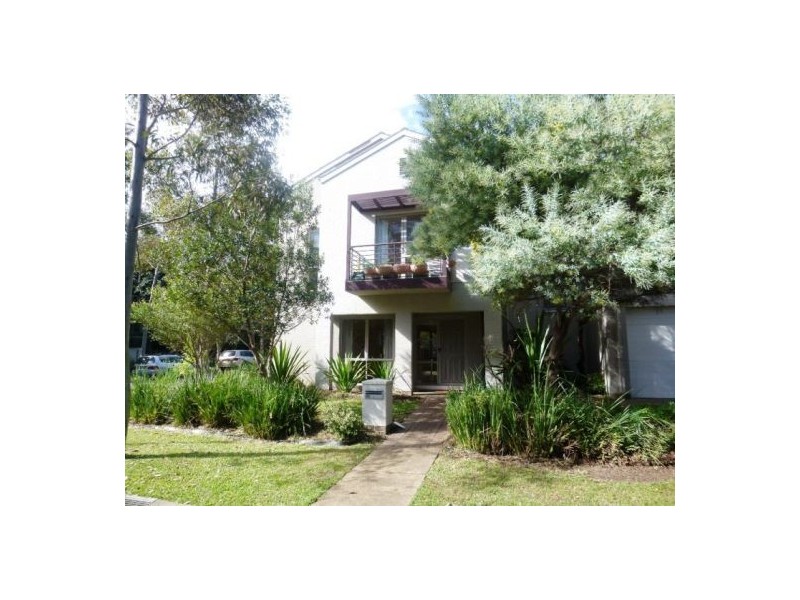 1 Curlew Avenue, Newington NSW 2127