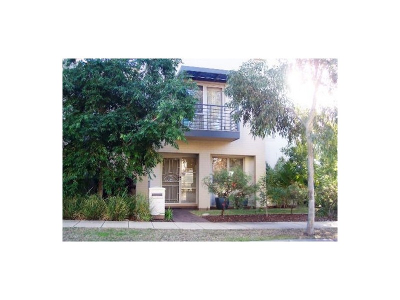 2 Manton Avenue, Newington NSW 2127