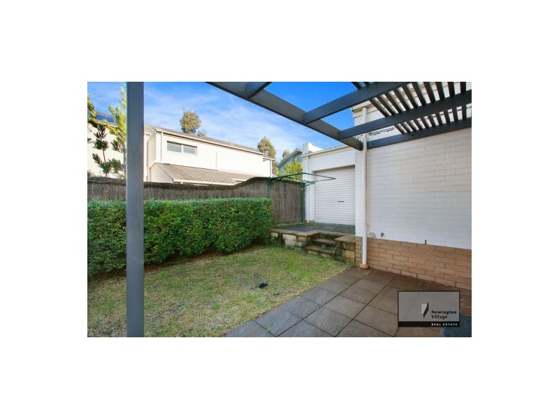 18 Wing Parade, Newington NSW 2127