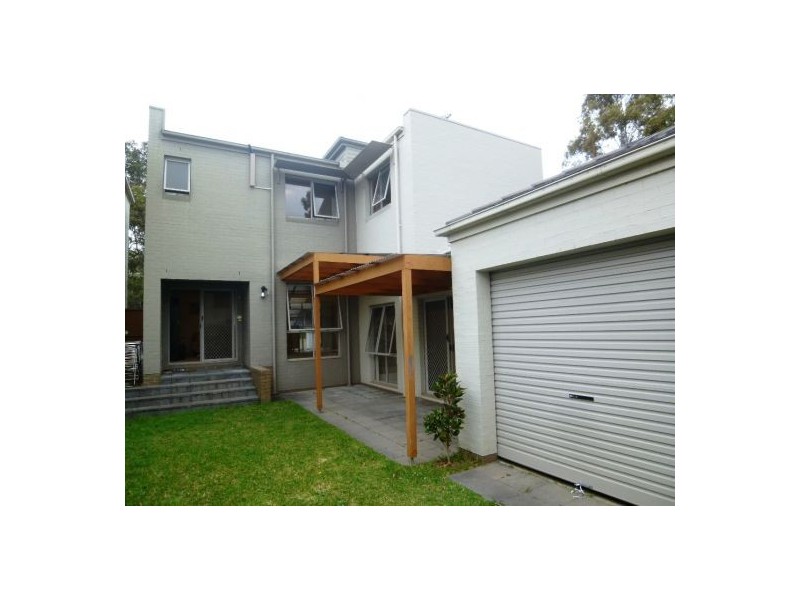 10 Manton Avenue, Newington NSW 2127