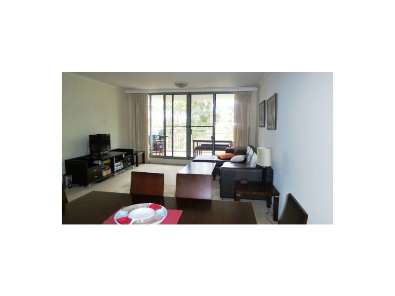 4/3 Devitt Avenue, Newington NSW 2127