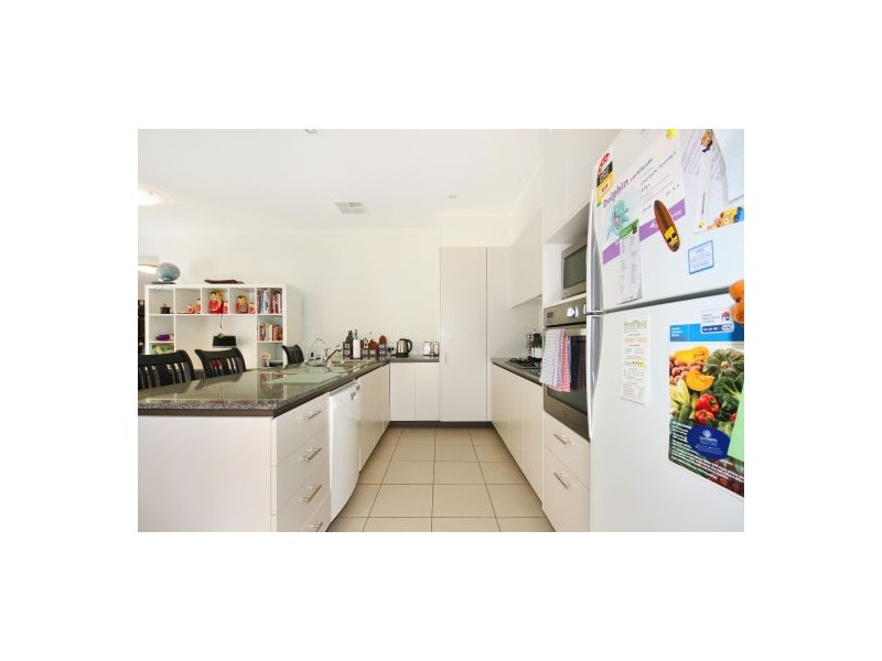6 Oerter Avenue, Newington NSW 2127
