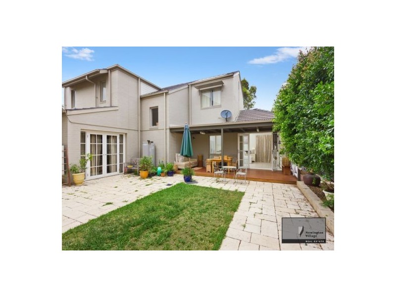 8 Oerter Avenue, Newington NSW 2127