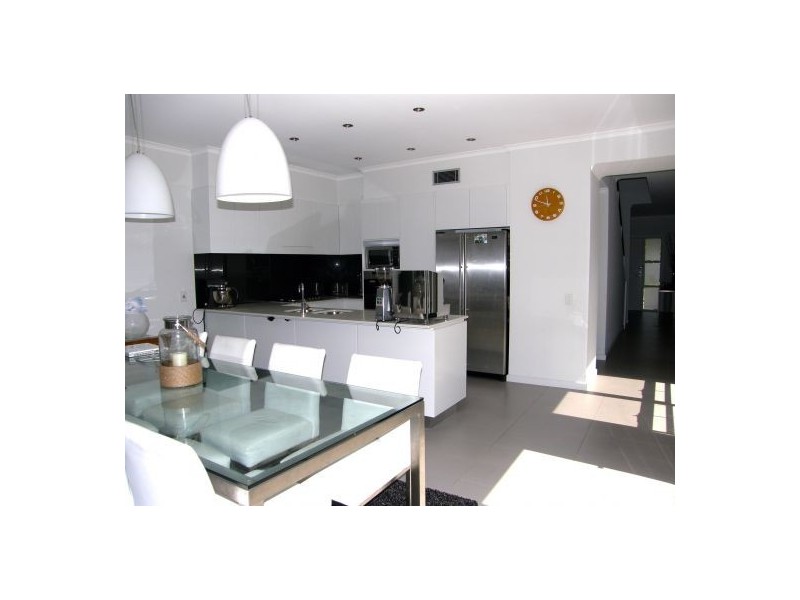 15 Tooth Avenue, Newington NSW 2127