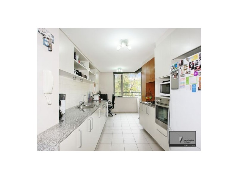 2/1 Sandpiper Crescent, Newington NSW 2127