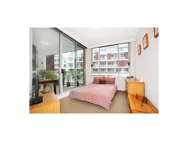E204/2 Latham Terrace, Newington NSW 2127