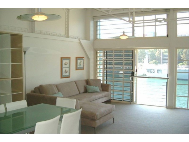 321 Finger Wharf, 6 Cowper Wharf Road, Woolloomooloo NSW 2011