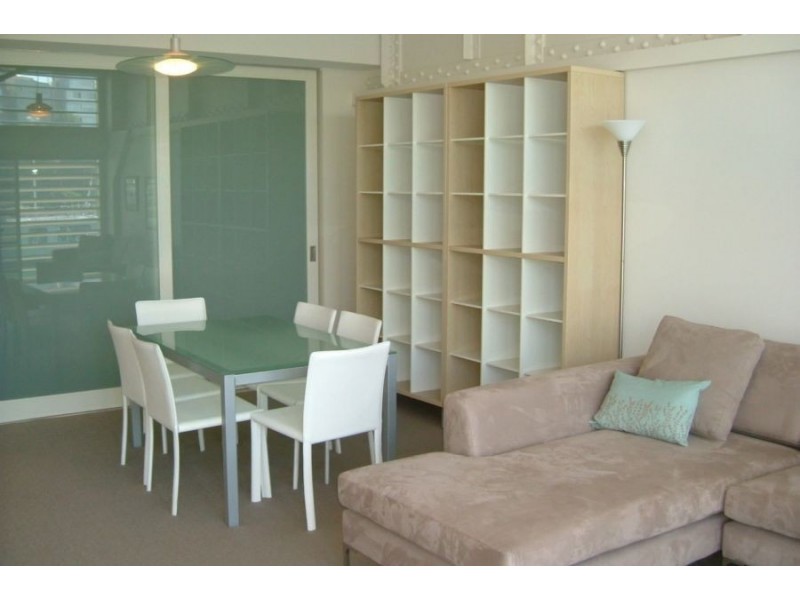 321 Finger Wharf, 6 Cowper Wharf Road, Woolloomooloo NSW 2011